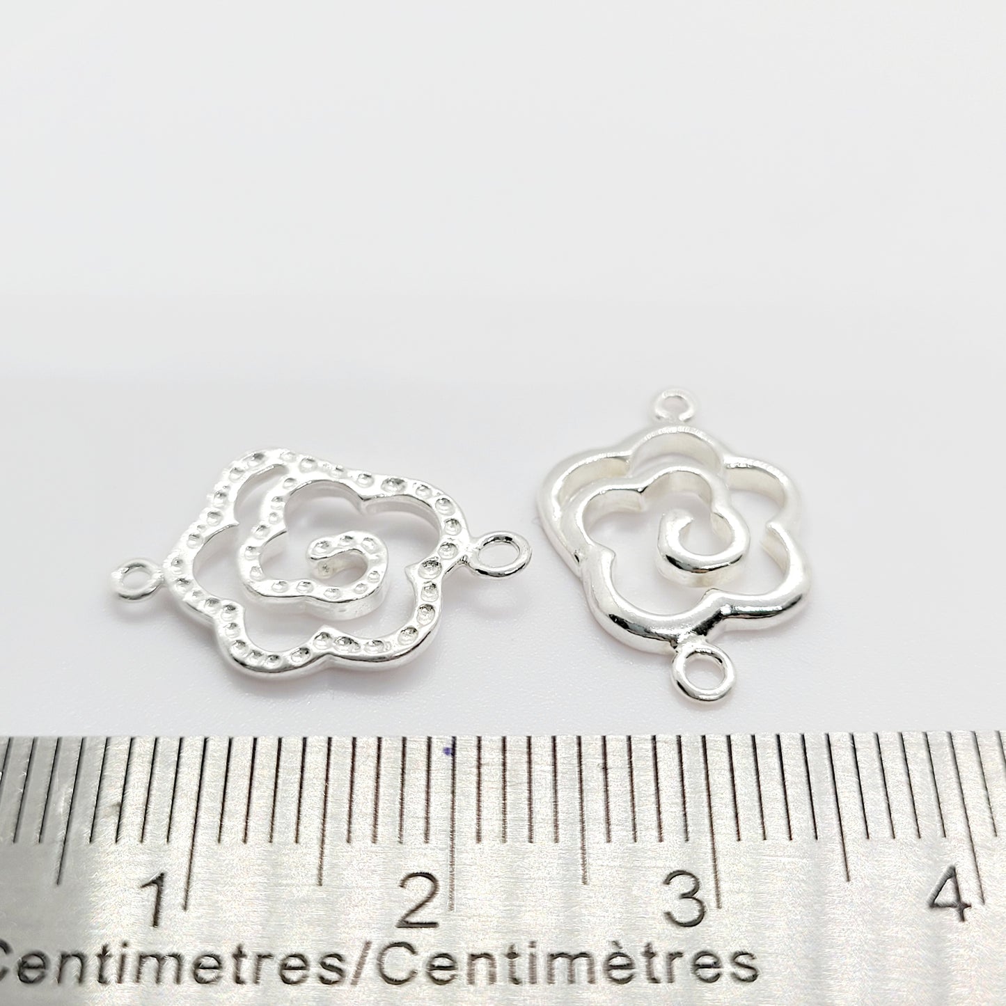.925 Sterling Silver Flower Connector 18 x 12