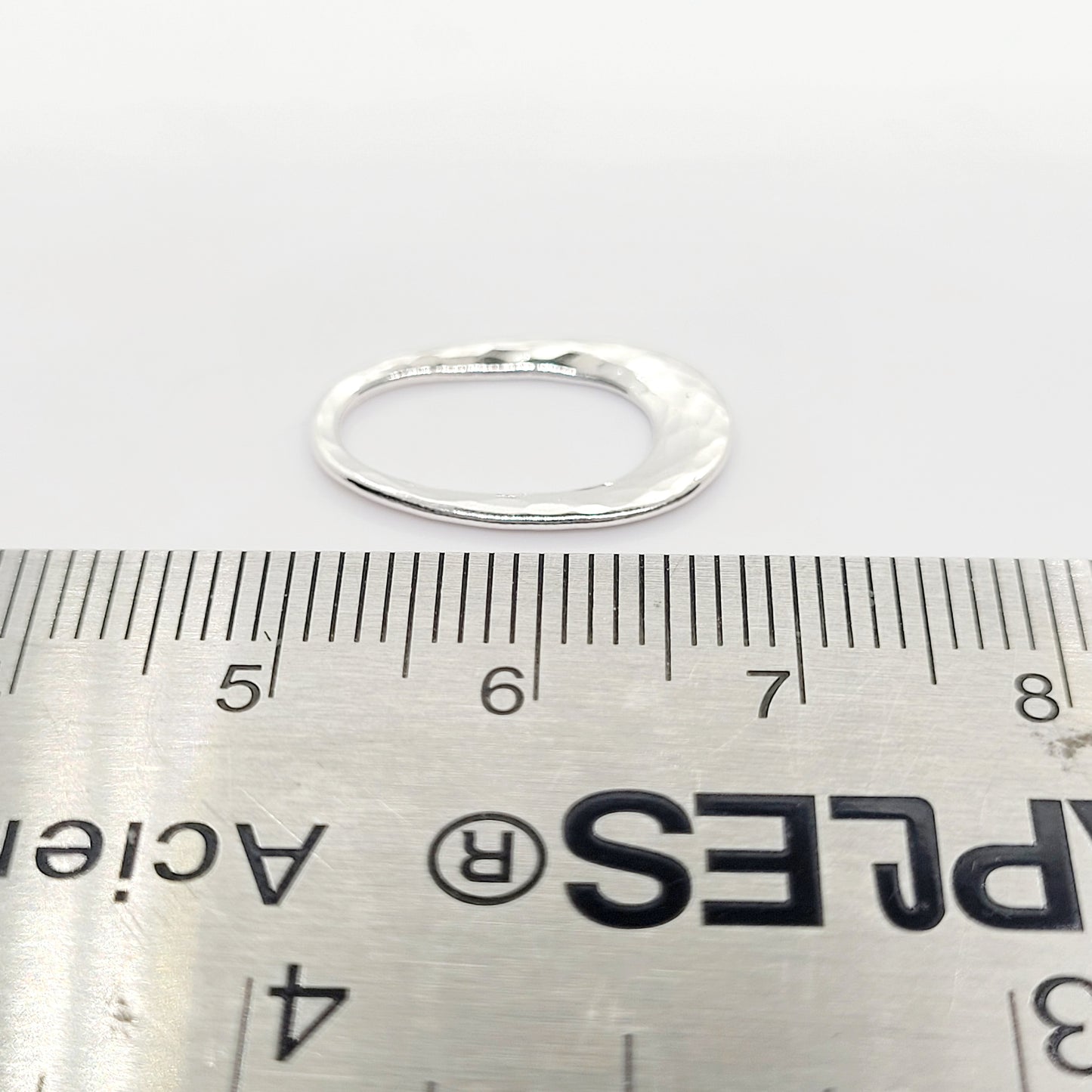 .925 Sterling Silver Oval Hammered Connector