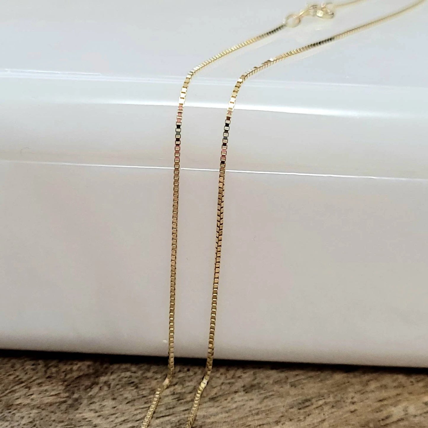 14K SOLID Gold .6 mm Box Chain 18"