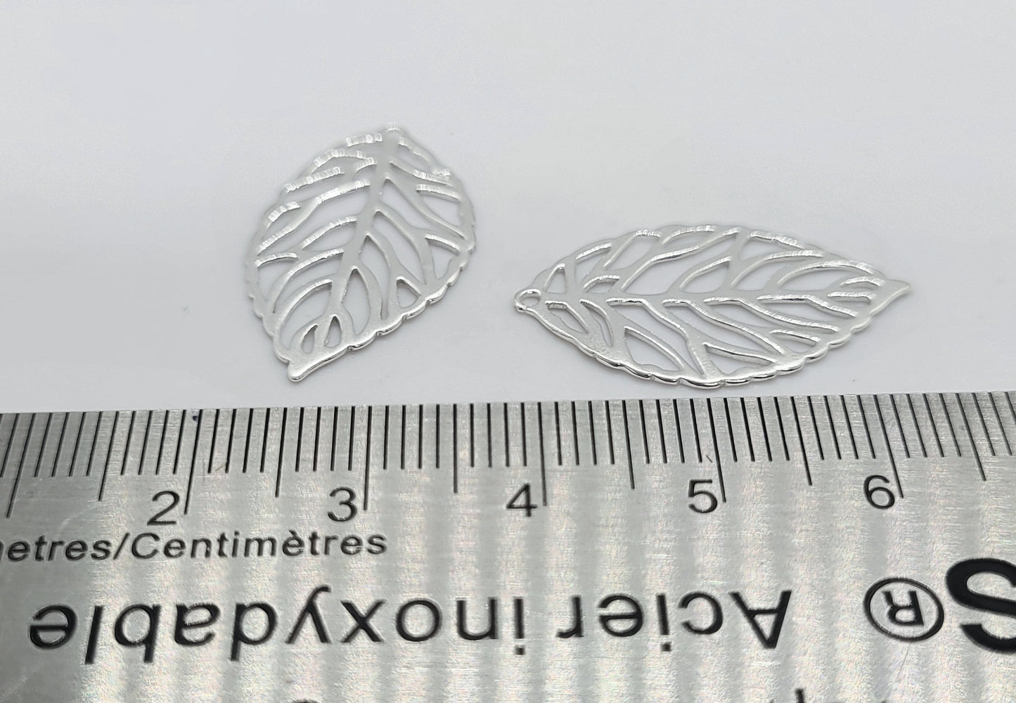 .925 Sterling Silver Leaf Pendant / Earring Feature