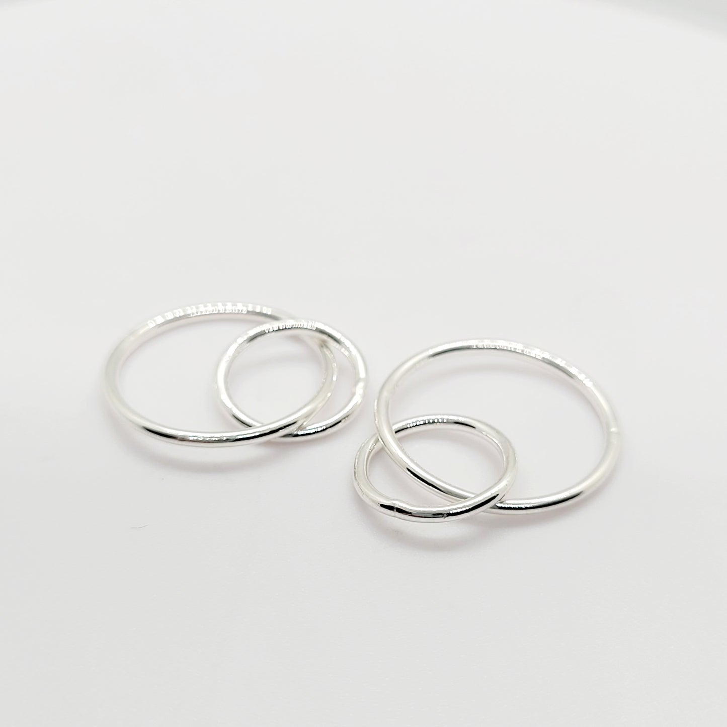 .925 Sterling Silver Interlocking Rings 10 mm / 15 mm