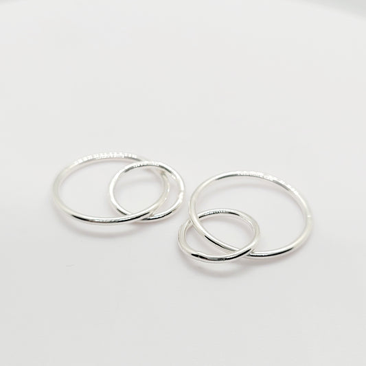 .925 Sterling Silver Interlocking Rings 10 mm / 15 mm