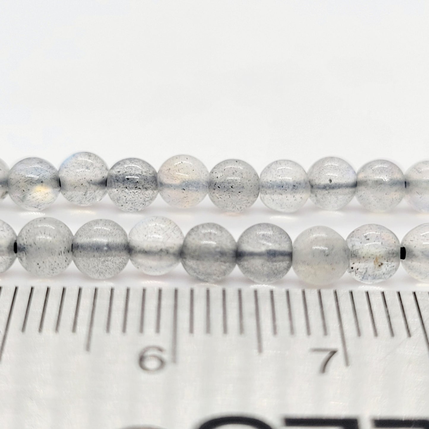 Labradorite 4-4.5 mm