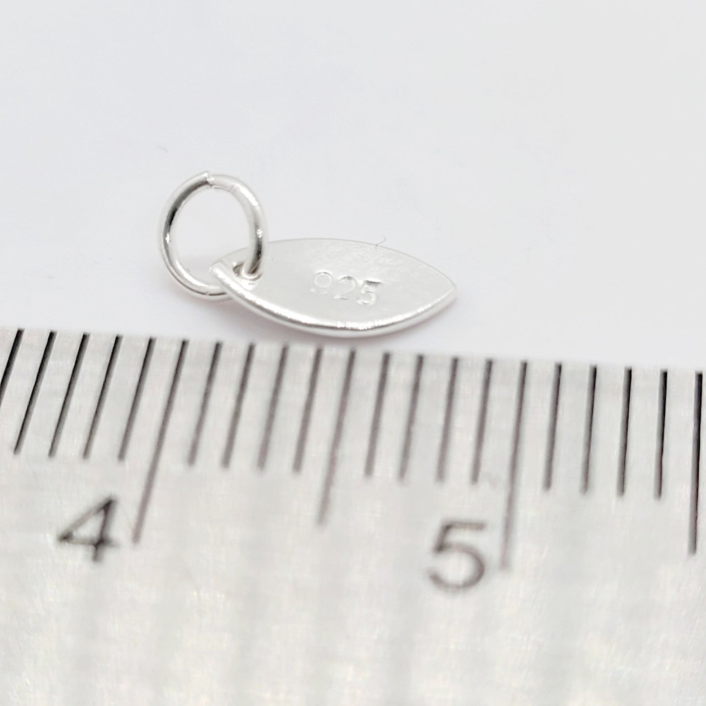 Quality Tag .925 Sterling Silver - Petite 8 mm