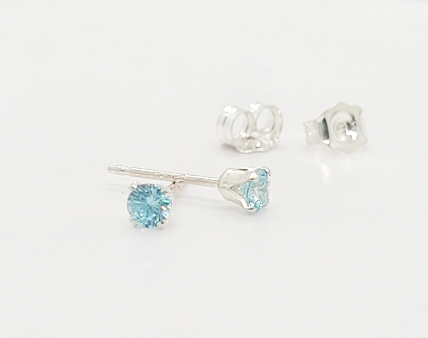 .925 Sterling Silver 3 mm CZ Stud Earring (Aquamarine)
