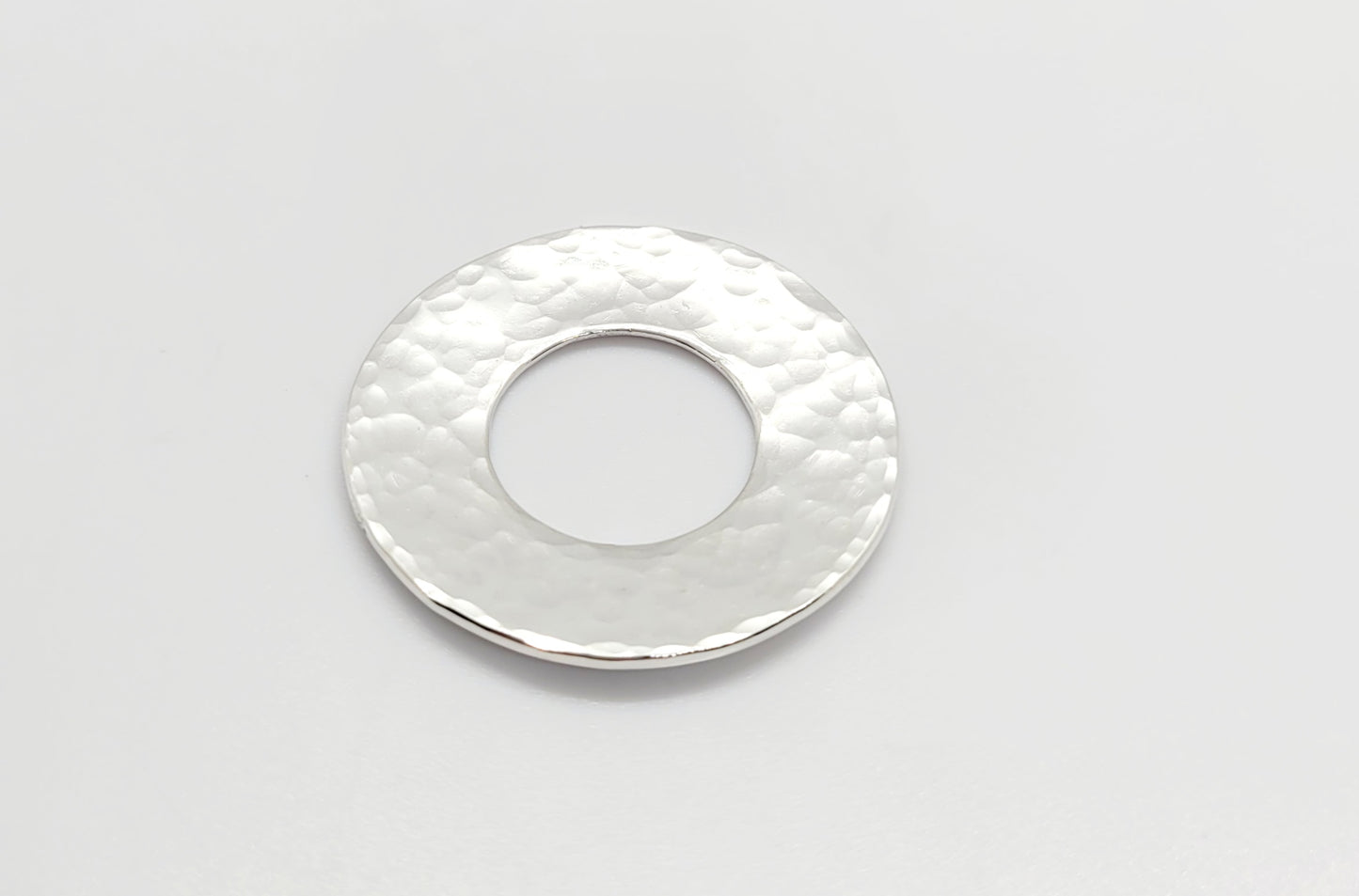 .925 Sterling Silver Hand Hammered Connector 25 mm