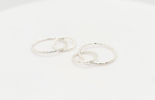 .925 Sterling Silver Sparkle Interlocked Connector Pendant Earring Feature