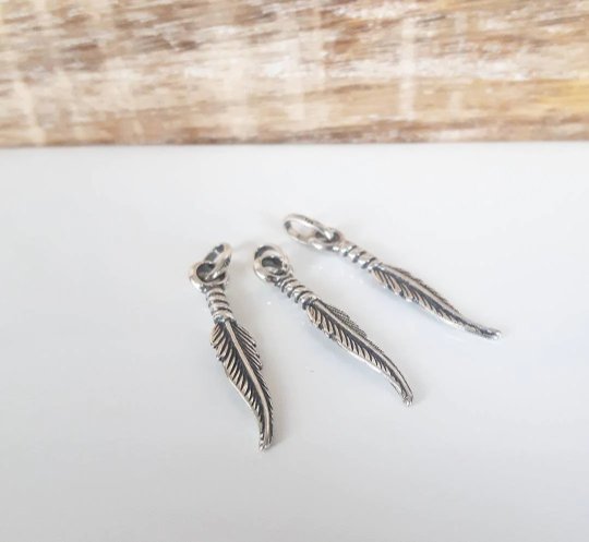 .925 Sterling Silver Feather Charm Pendant