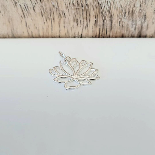 .925 Sterling Silver Lotus Charm Pendant